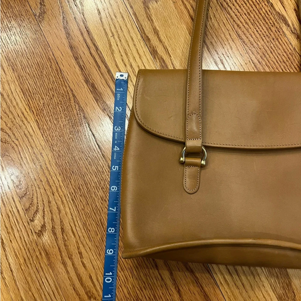 Vintage Coach 9808 Equestrian Flap Shopper Shoulder Bag in Toffee Tan Brown